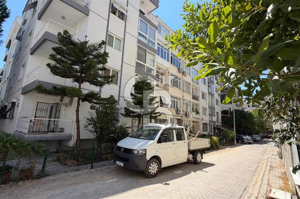 Karşıyakanın En Değerli Lokasyonlarından Birinde Satılık Daire!