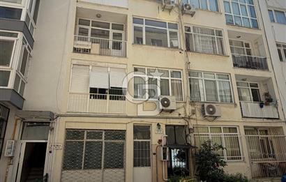Karşıyakanın En Değerli Lokasyonlarından Birinde Satılık Daire!