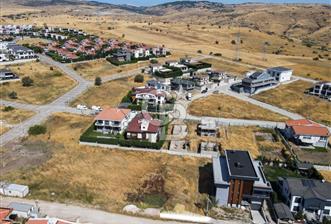 CB EAGLE'DAN YENİ MAHALLE'DE 764 m² SATILIK VİLLA İMARLI ARSA - 1 - 360384
