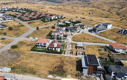 CB EAGLE'DAN YENİ MAHALLE'DE 764 m² SATILIK VİLLA İMARLI ARSA