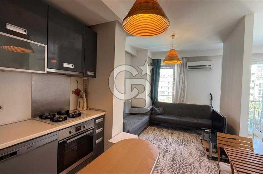 Havuz ve Peyzaj Manzaralı 1+1 Arakat Daire