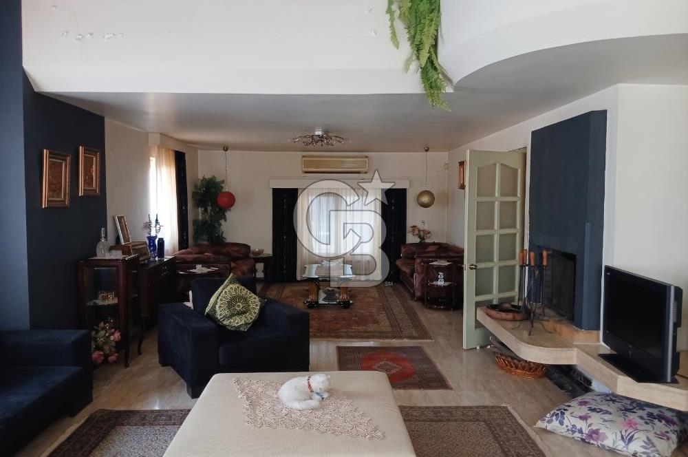 Çukurova Güzelyalı Köşe Parsel Satılık 750m² Havuzlu Ev&Ofis