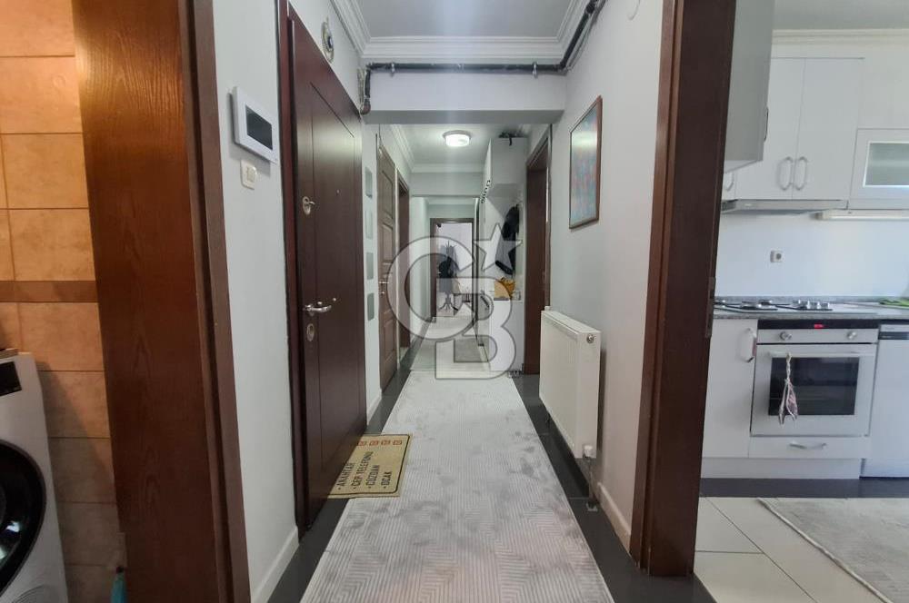 Bayraklı Akın Kıvanç Sokakta Site İçerisinde Satılık 3+1 Daire
