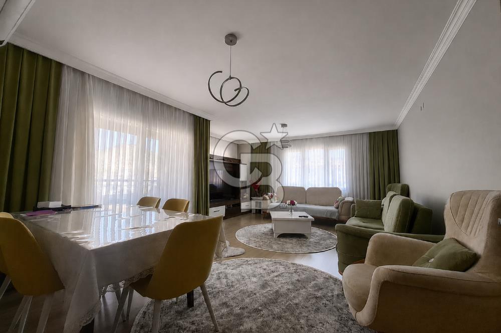 Bayraklı Akın Kıvanç Sokakta Site İçerisinde Satılık 3+1 Daire
