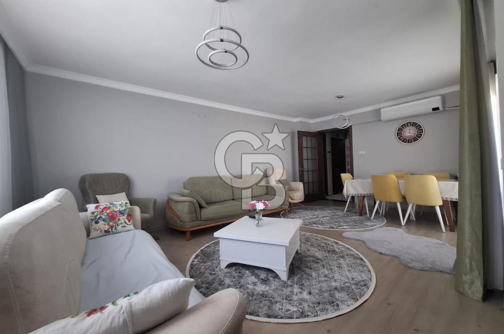 Bayraklı Akın Kıvanç Sokakta Site İçerisinde Satılık 3+1 Daire