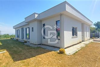Sapanca ve Kartepe Yanıbaşında Havuzlu Sıfır Yatay Mimari Villa - 12 - 360442