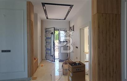 Sapanca ve Kartepe Yanıbaşında Havuzlu Sıfır Yatay Mimari Villa