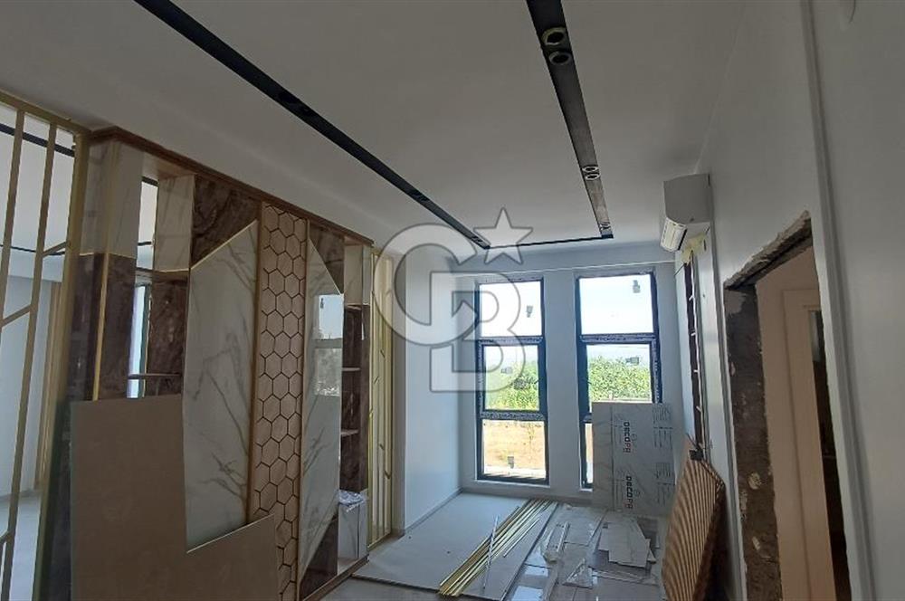 Sapanca ve Kartepe Yanıbaşında Havuzlu Sıfır Yatay Mimari Villa