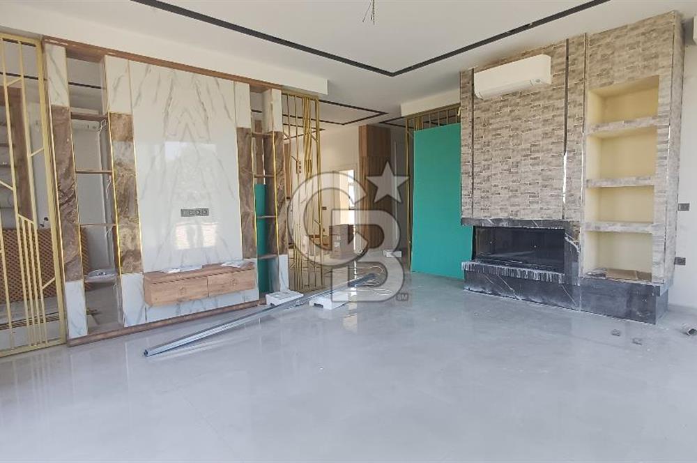Sapanca ve Kartepe Yanıbaşında Havuzlu Sıfır Yatay Mimari Villa