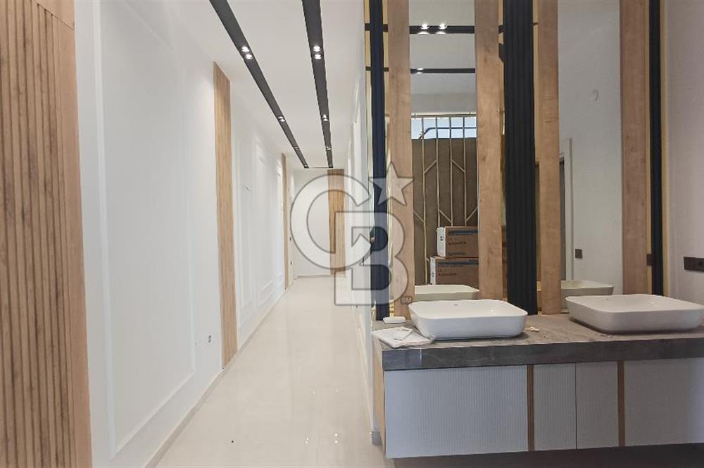 Sapanca ve Kartepe Yanıbaşında Havuzlu Sıfır Yatay Mimari Villa