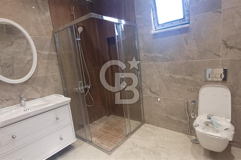 Sapanca ve Kartepe Yanıbaşında Havuzlu Sıfır Yatay Mimari Villa
