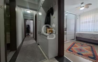 Bayraklı Akın Kıvanç Sokakta Site İçerisinde Satılık 3+1 Daire
