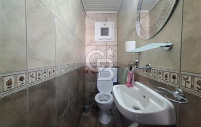 Bayraklı Akın Kıvanç Sokakta Site İçerisinde Satılık 3+1 Daire