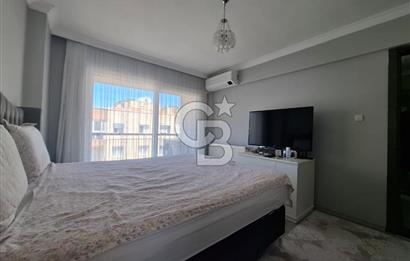 Bayraklı Akın Kıvanç Sokakta Site İçerisinde Satılık 3+1 Daire