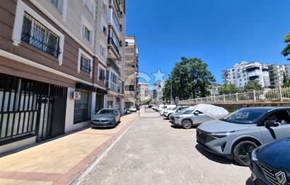 Bayraklı Akın Kıvanç Sokakta Site İçerisinde Satılık 3+1 Daire