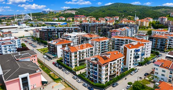 ÇANAKKALE KEPEZ LİMAN ŞEHRİ'NDE KAPALI MUTFAK 2+1 SATILIK DAİRE - 360477