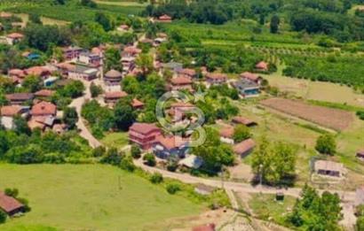 Kandıra Deliveli'de Köy Merkezine Komşu,Yola Cepheli Fırsat ARSA
