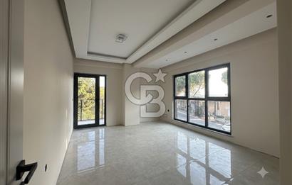Çanakkale Dardanos'da Full Boğaz Manzaralı 3+1 Satılık Villa