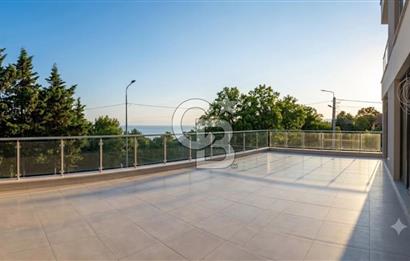 Çanakkale Dardanos'da Full Boğaz Manzaralı 3+1 Satılık Villa