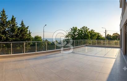 Çanakkale Dardanos'da Full Boğaz Manzaralı 3+1 Satılık Villa