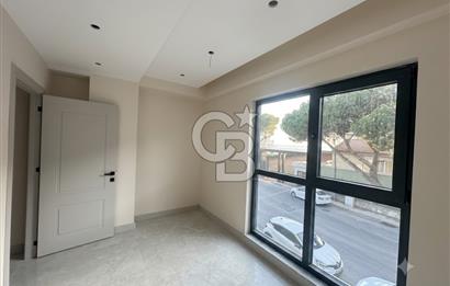 Çanakkale Dardanos'da Full Boğaz Manzaralı 3+1 Satılık Villa