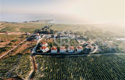 ÇANAKKALE BOZCAADA SULUBAHÇE SİTE İÇİNDE SATILIK 4+1 SATILIK EV