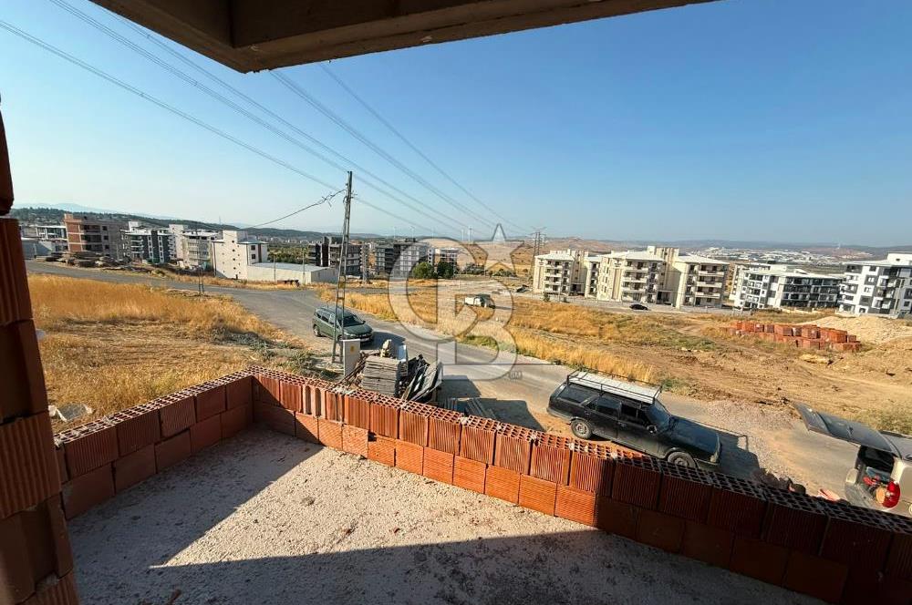 ÖN CEPHE SATILIK ARAKAT 2+1 DAİRE