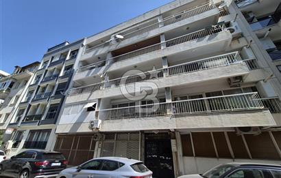 KARŞIYAKA FAZIL BEY CADDESİNDE SAHİLE 2DK. GENİŞ 3+1 KİRALIK DAİRE