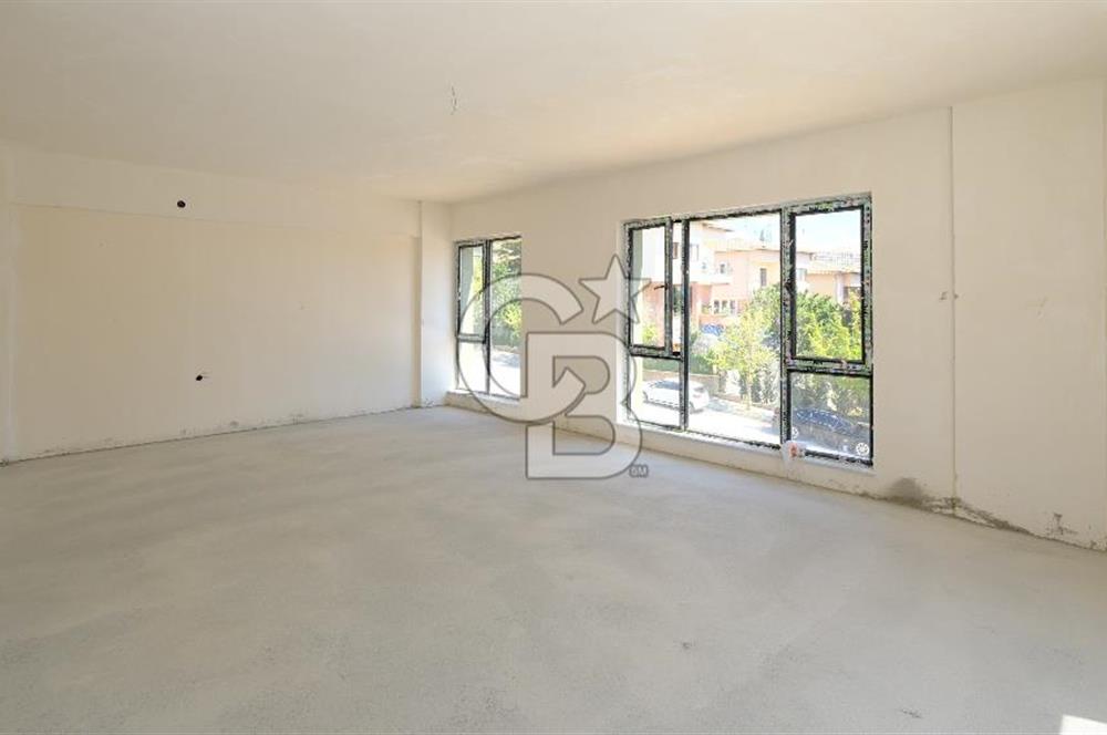 YAŞAMKENT BORUSAN, ELMAR TOWERS KARŞISI SATILIK VİLLA (İŞ YERİ)