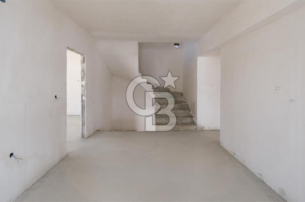 YAŞAMKENT BORUSAN, ELMAR TOWERS KARŞISI SATILIK VİLLA (İŞ YERİ)