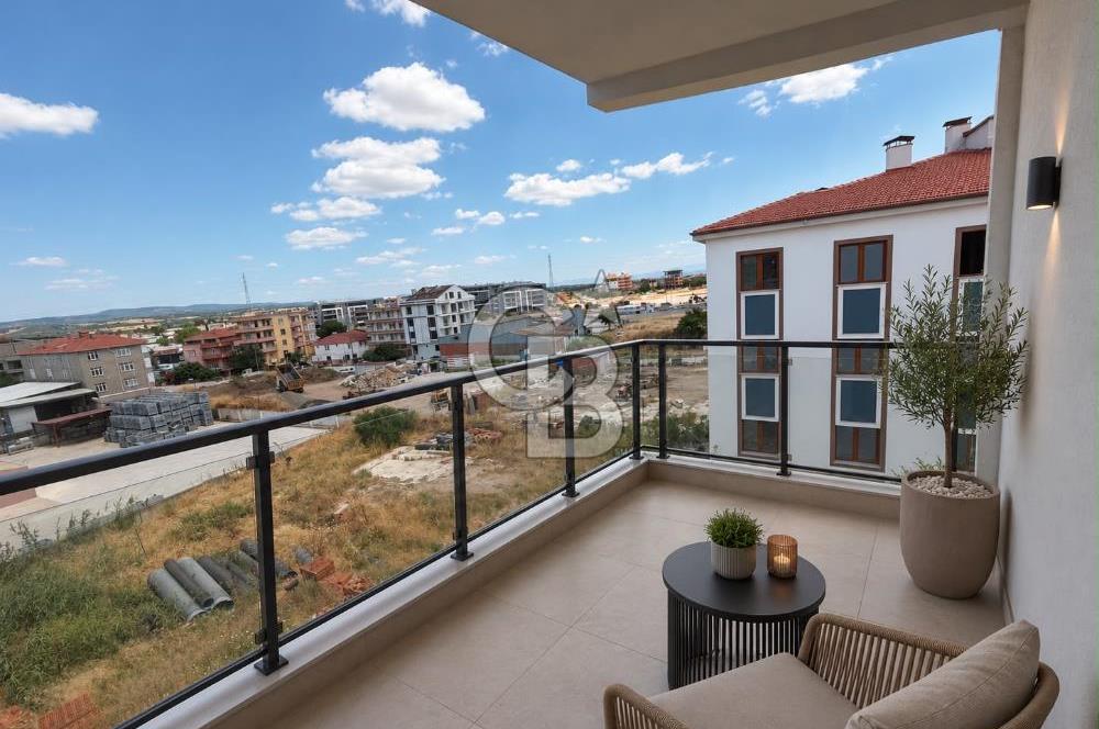 EZİNE CAMİKEBİR MAHALLESİ SATILIK KAPALI MUTFAK 2+1 DAİRE