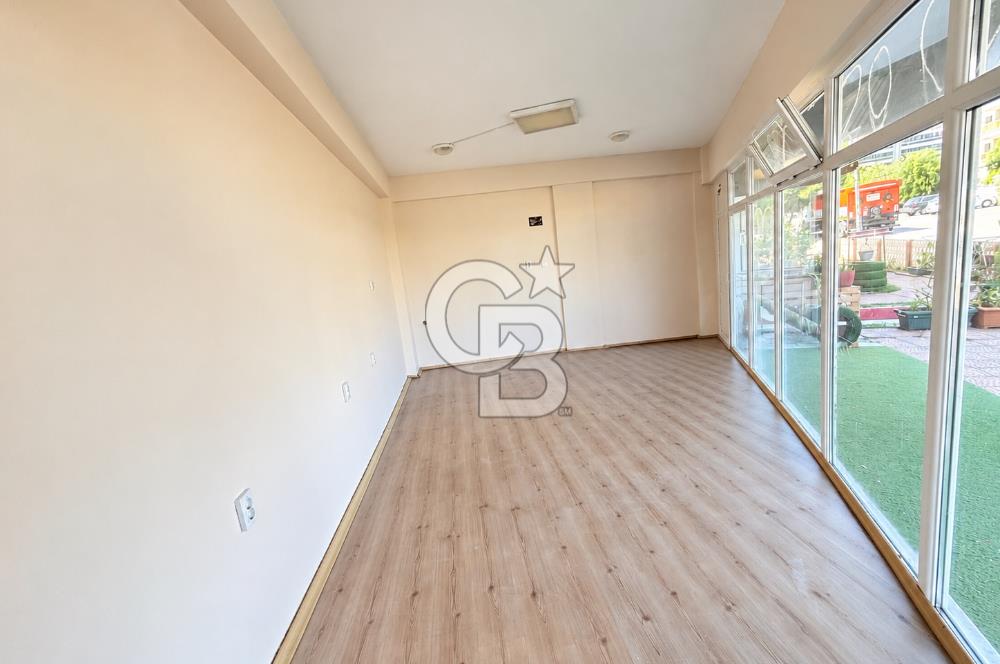 Narlıdere Ilıca Mahallesinde Merkezi Konumda Kiralık Dükkan