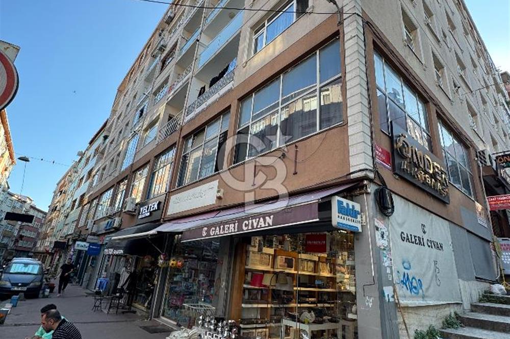 Kasımpaşa Hicret Pasajında Giriş Satılık Dükkan
