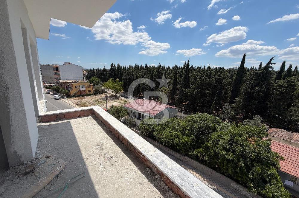 EZİNE CAMİKEBİR MAHALLESİ SATILIK KAPALI MUTFAK 2+1 DAİRE