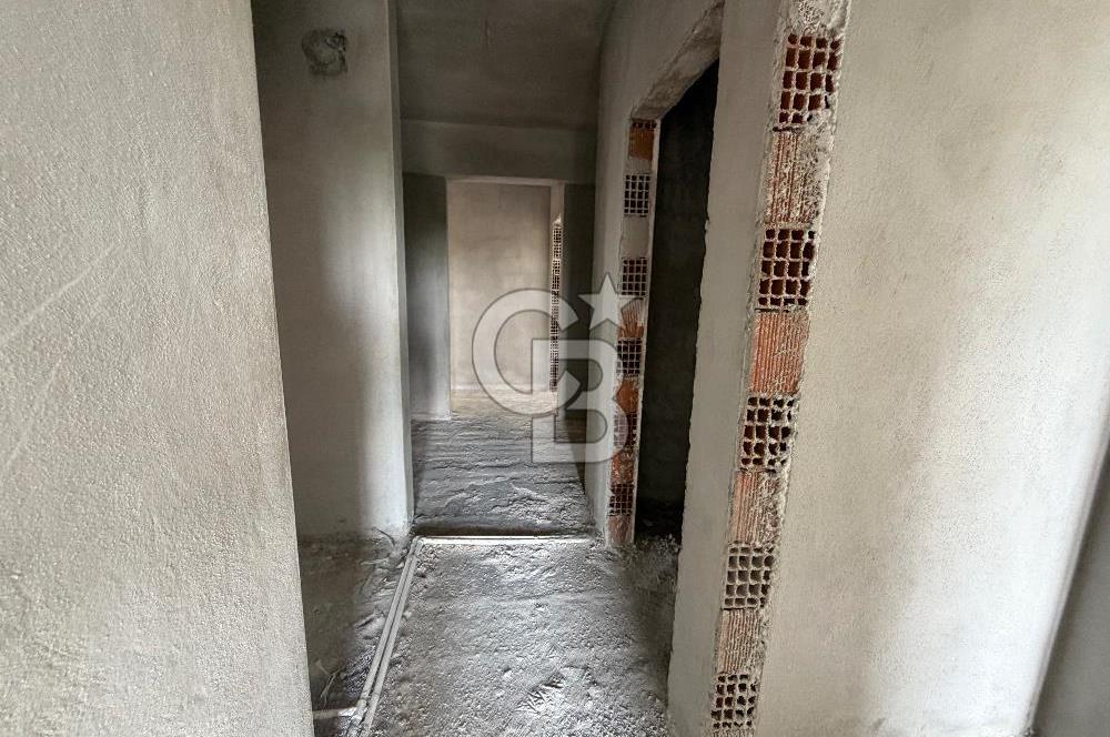 EZİNE CAMİKEBİR MAHALLESİ SATILIK KAPALI MUTFAK 2+1 DAİRE