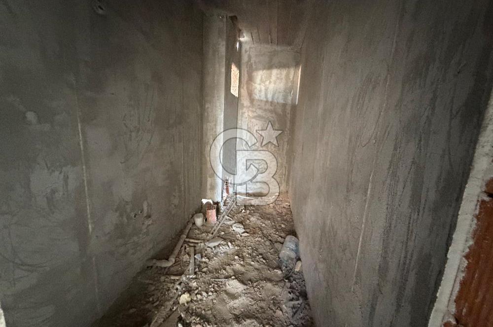 EZİNE CAMİKEBİR MAHALLESİ SATILIK KAPALI MUTFAK 2+1 DAİRE
