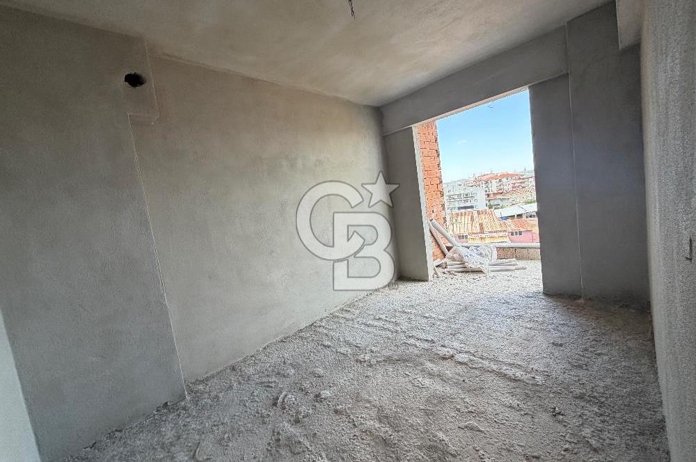 EZİNE CAMİKEBİR MAHALLESİ SATILIK KAPALI MUTFAK 2+1 DAİRE