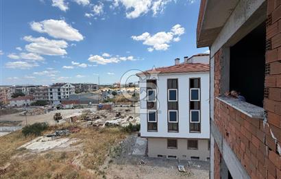 EZİNE CAMİKEBİR MAHALLESİ SATILIK KAPALI MUTFAK 2+1 DAİRE