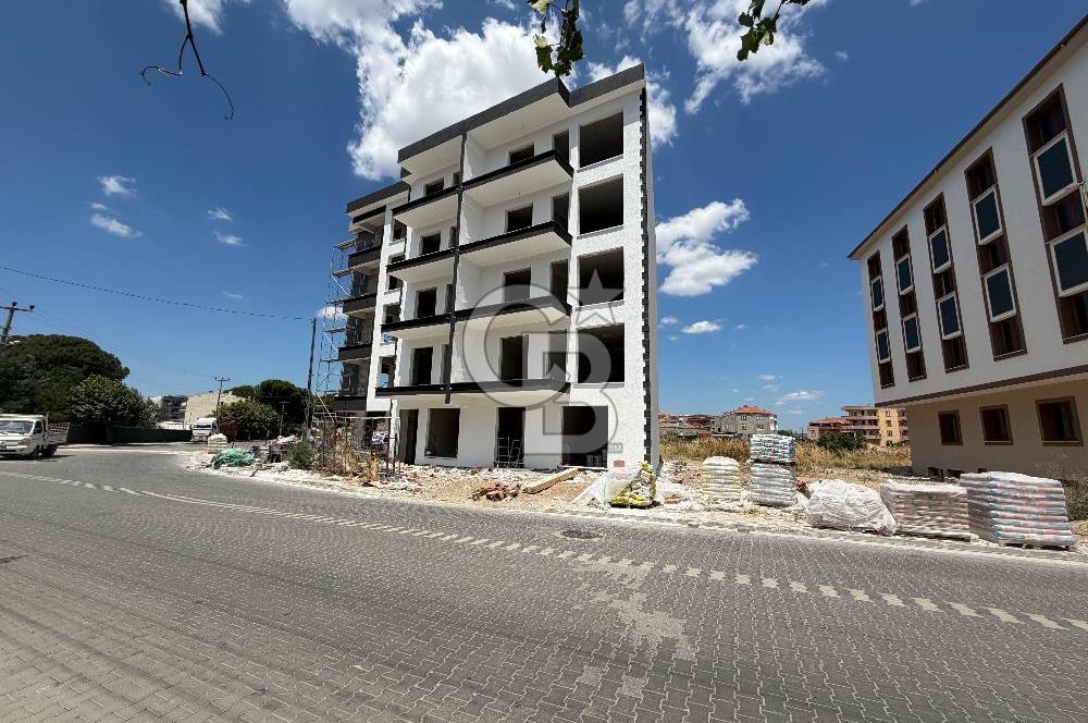 EZİNE CAMİKEBİR MAHALLESİ SATILIK KAPALI MUTFAK 2+1 DAİRE