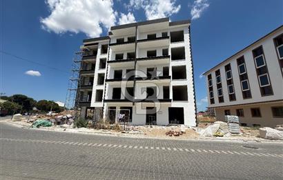 EZİNE CAMİKEBİR MAHALLESİ SATILIK KAPALI MUTFAK 2+1 DAİRE