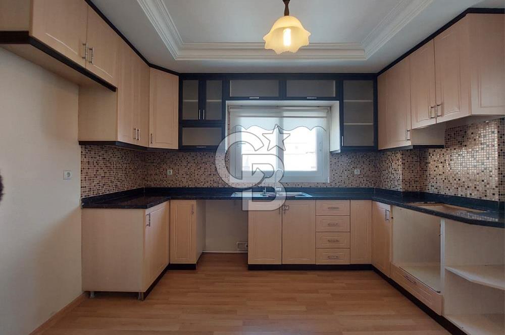 HUZUREVLERİ MAH. GENİŞ SATILIK 4+1 KİLERLİ DAİRE