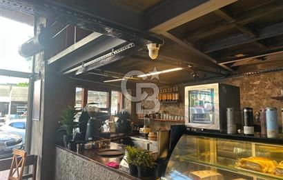 Beşiktaş Ihlamurdere Cad. Köşe Konum Devren Kiralık 3 Katlı Kafe