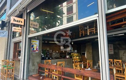 Beşiktaş Ihlamurdere Cad. Köşe Konum Devren Kiralık 3 Katlı Kafe