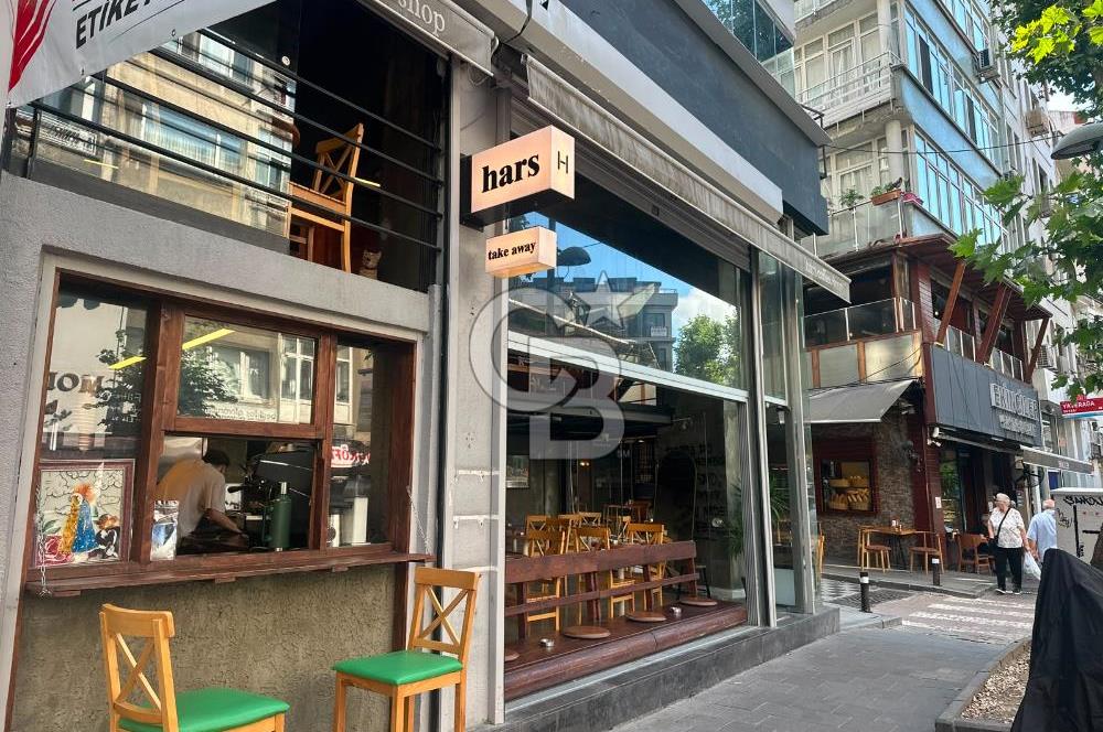 Beşiktaş Ihlamurdere Cad. Köşe Konum Devren Kiralık 3 Katlı Kafe
