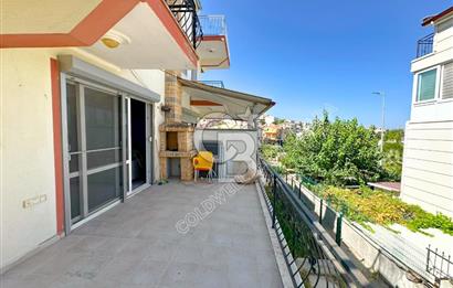 Efes Evlerinde kiralık 3+1 eşyasız triplex villa