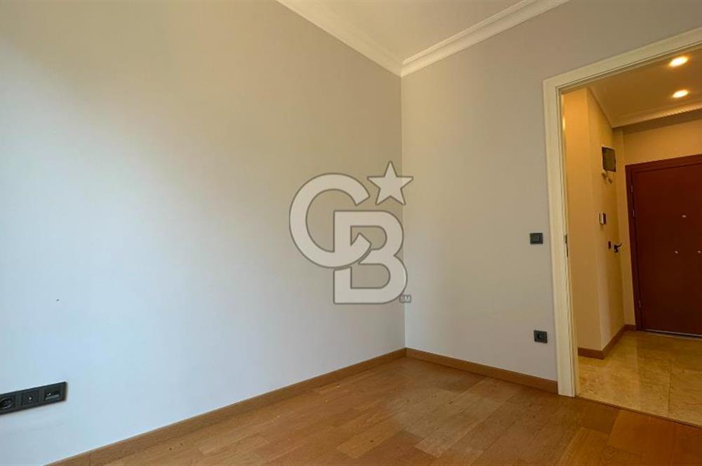 FENERBAHÇE'DE SAHİLE 6. BİNA , 110 M2 3+1 BALKONLU DAİRE