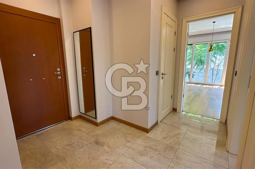 FENERBAHÇE'DE SAHİLE 6. BİNA , 110 M2 3+1 BALKONLU DAİRE
