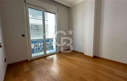 FENERBAHÇE'DE SAHİLE 6. BİNA , 110 M2 3+1 BALKONLU DAİRE
