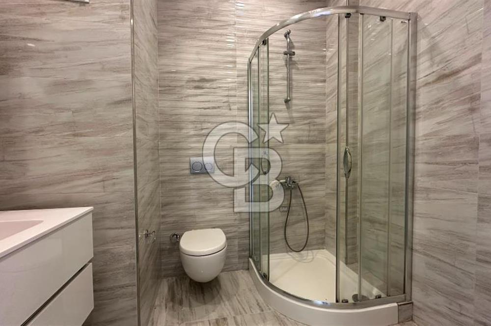 FENERBAHÇE'DE SAHİLE 6. BİNA , 110 M2 3+1 BALKONLU DAİRE