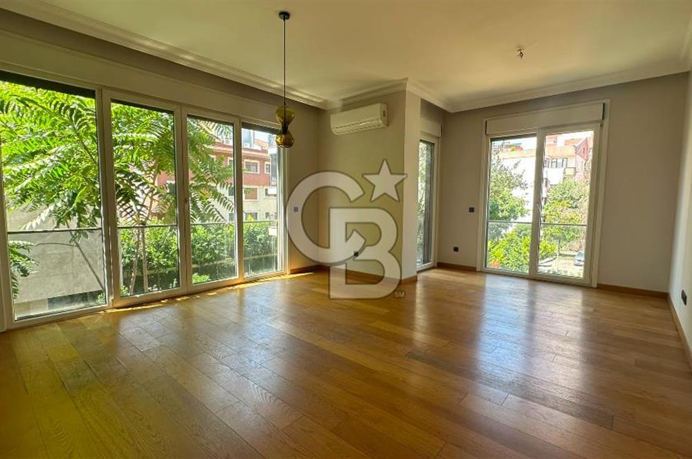 FENERBAHÇE'DE SAHİLE 6. BİNA , 110 M2 3+1 BALKONLU DAİRE